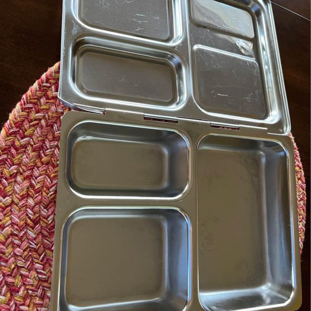 PlanetBox with big round dipper